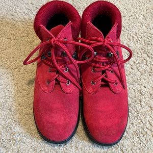 Wanderlust Womens Boston Red Suede Cold Weather Winter Boots Shoes